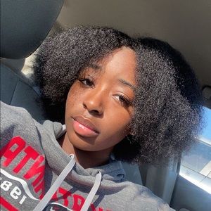 Meet your Posher, Kiersten